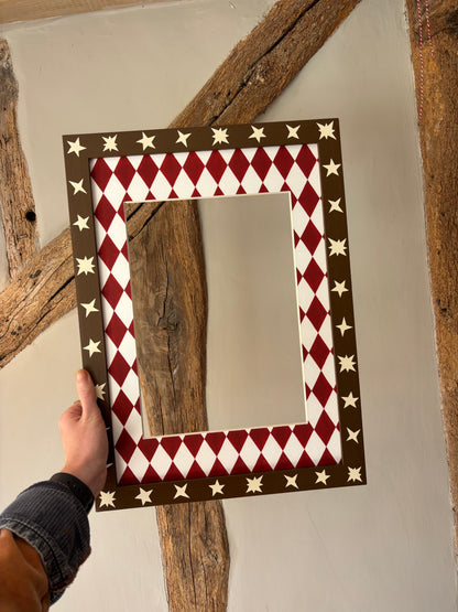 Brick Ivory Harlequin Mount